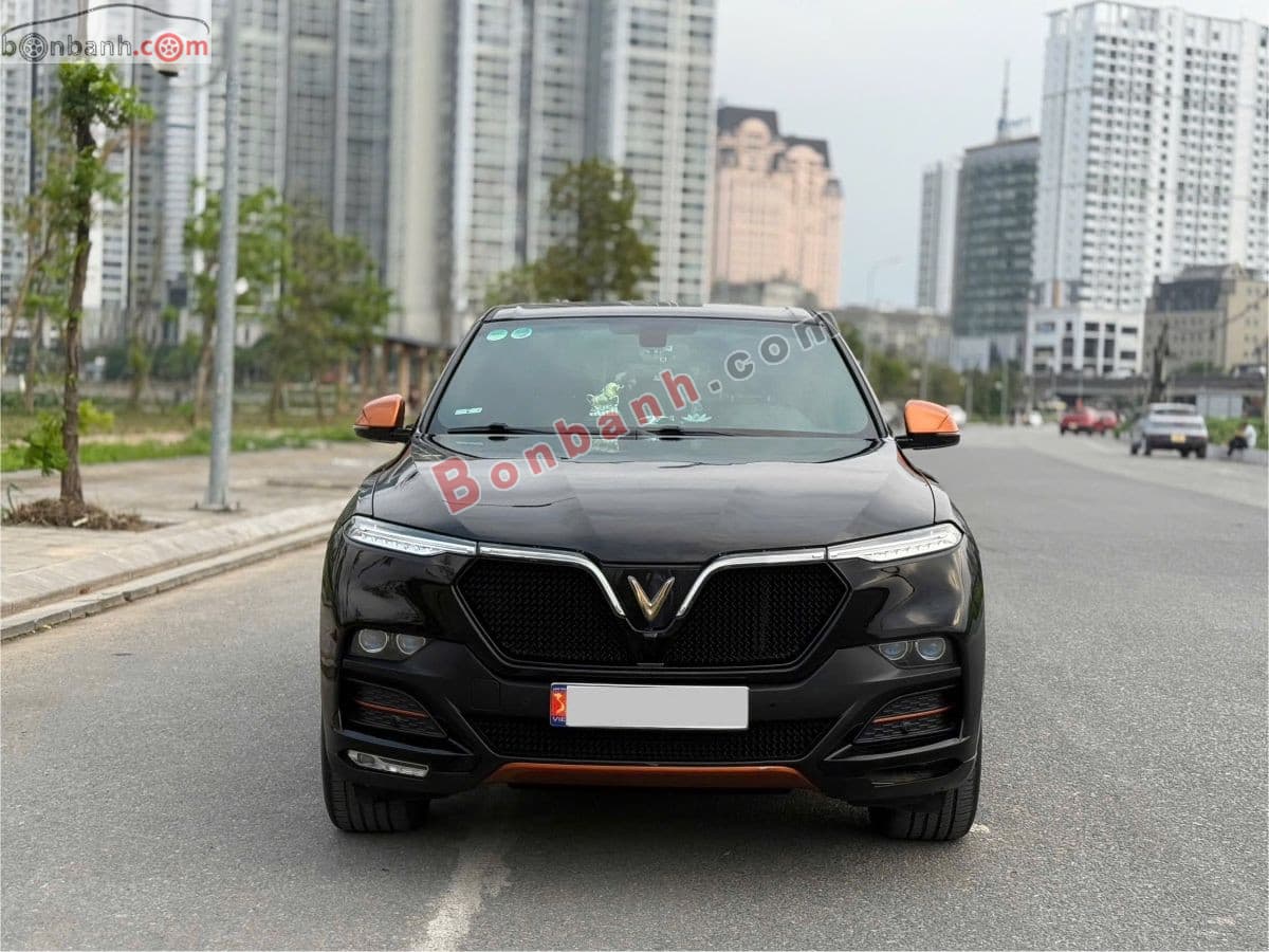 2020 VinFast Lux SA 2.0 Base 2.0 AT