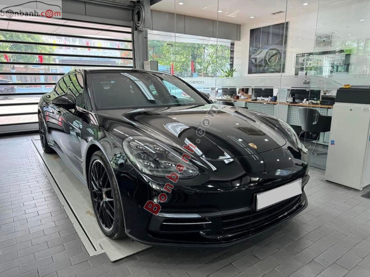 2019 Porsche Panamera 4 Executive