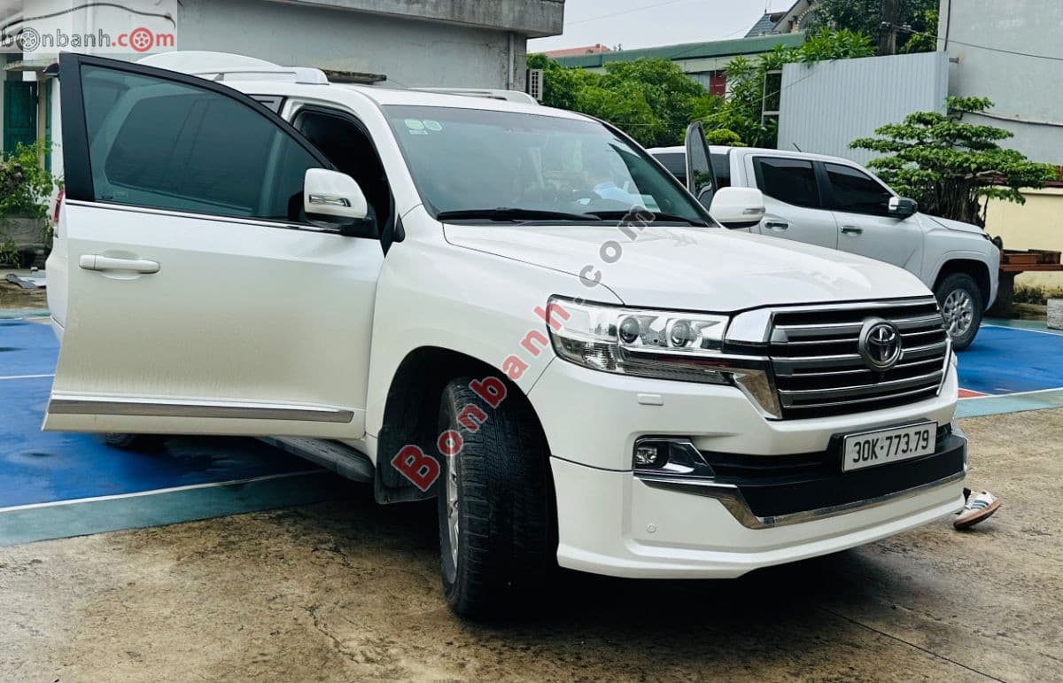 2020 Toyota Land Cruiser 4.6 V8