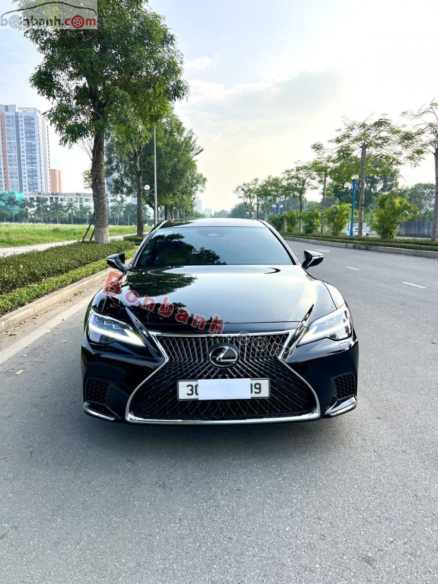2025 Lexus LS 500h