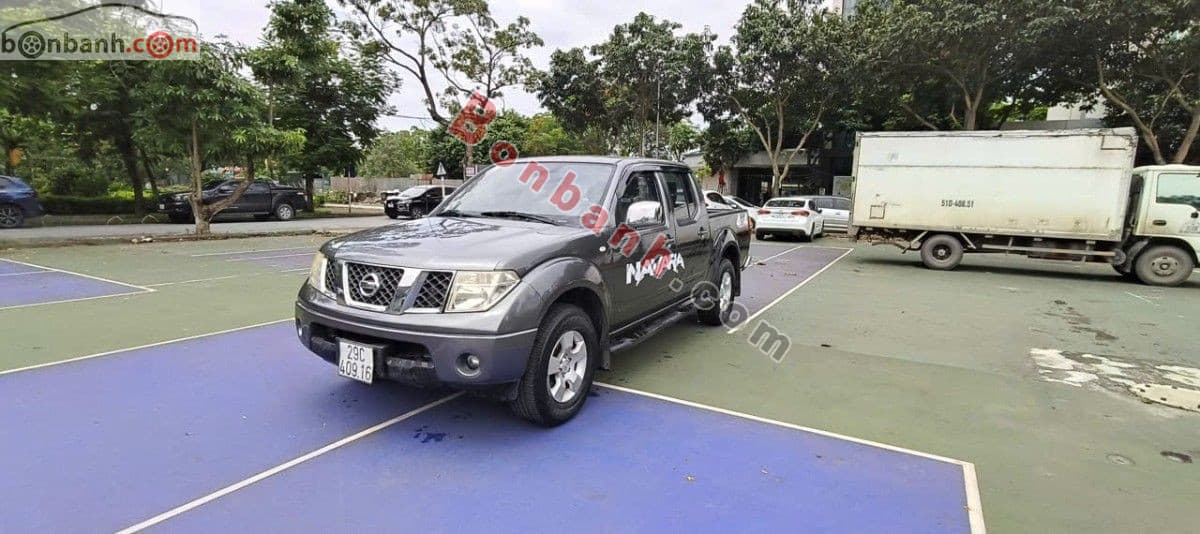 2013 Nissan Navara LE 2.5MT 4WD - Image 1