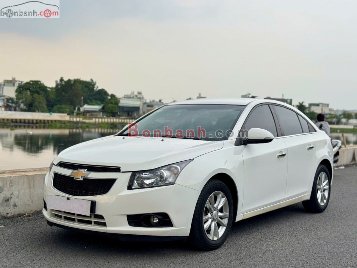 2015 Chevrolet Cruze LS 1.6 MT