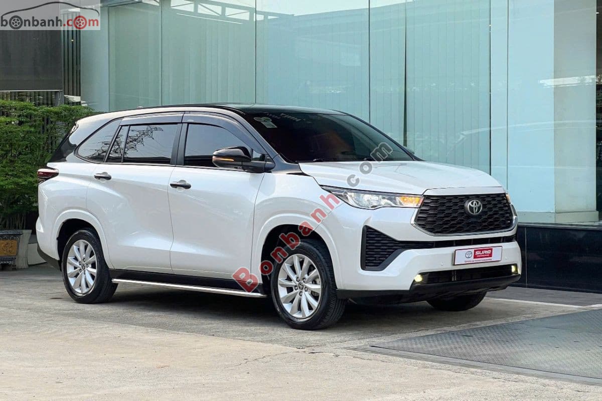 2025 Toyota Innova Cross 2.0V CVT