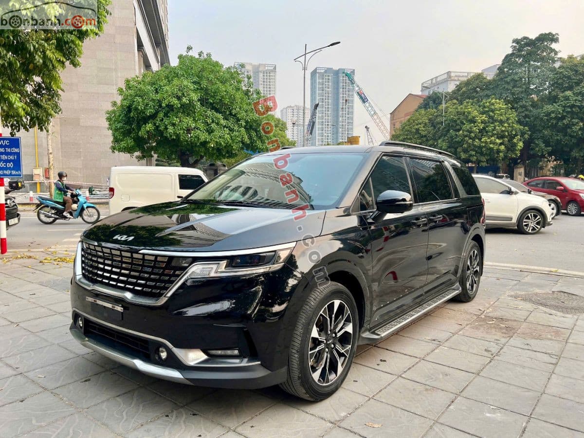 2022 Kia Carnival Premium 2.2D - Image 1