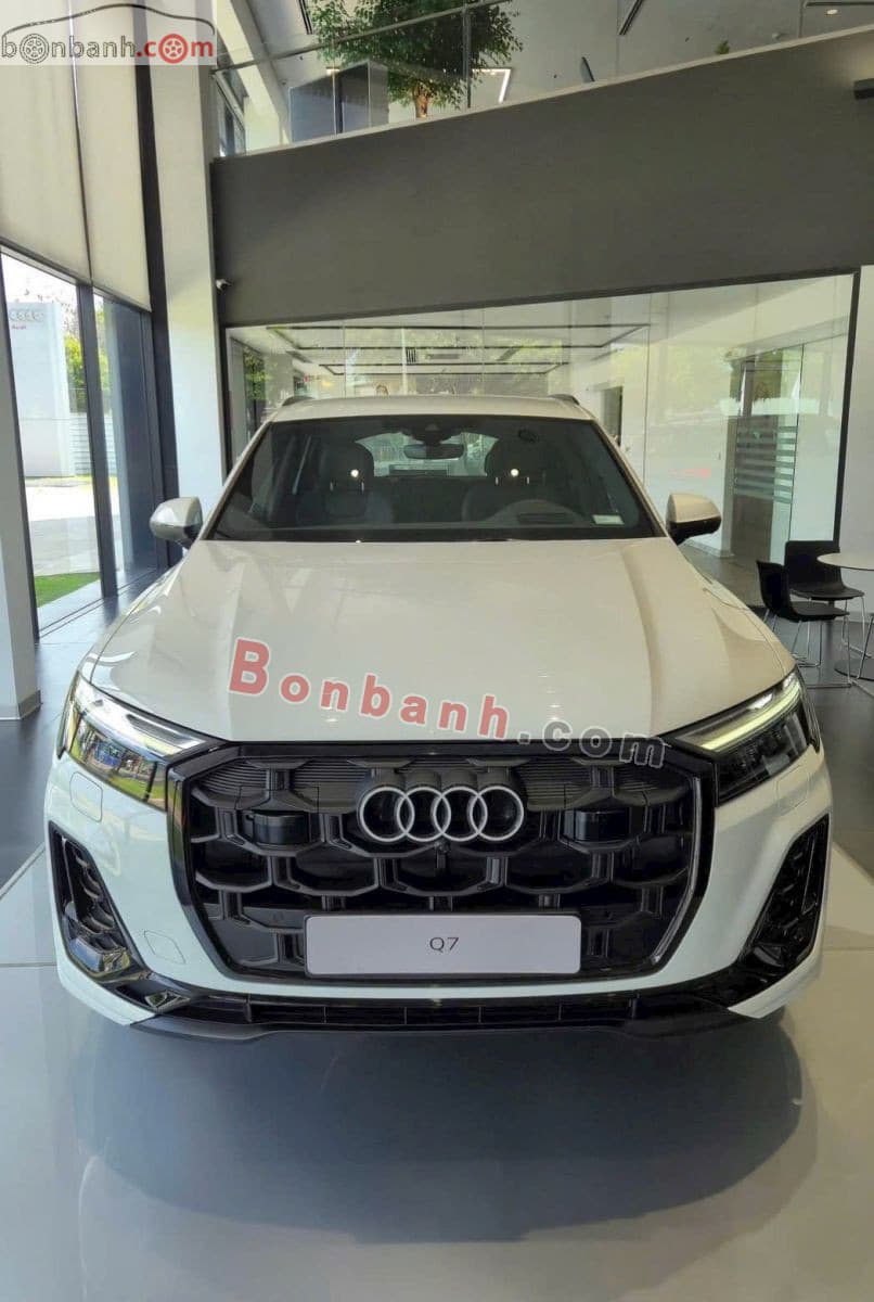 2025 Audi Q7 45 TFSI Quattro S Line
