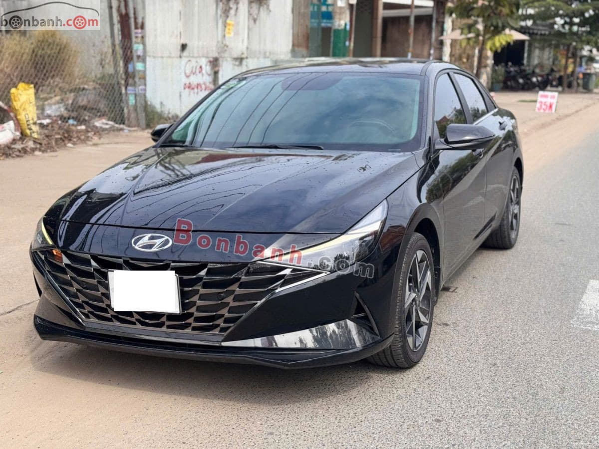 2022 Hyundai Elantra 2.0 AT Cao cấp