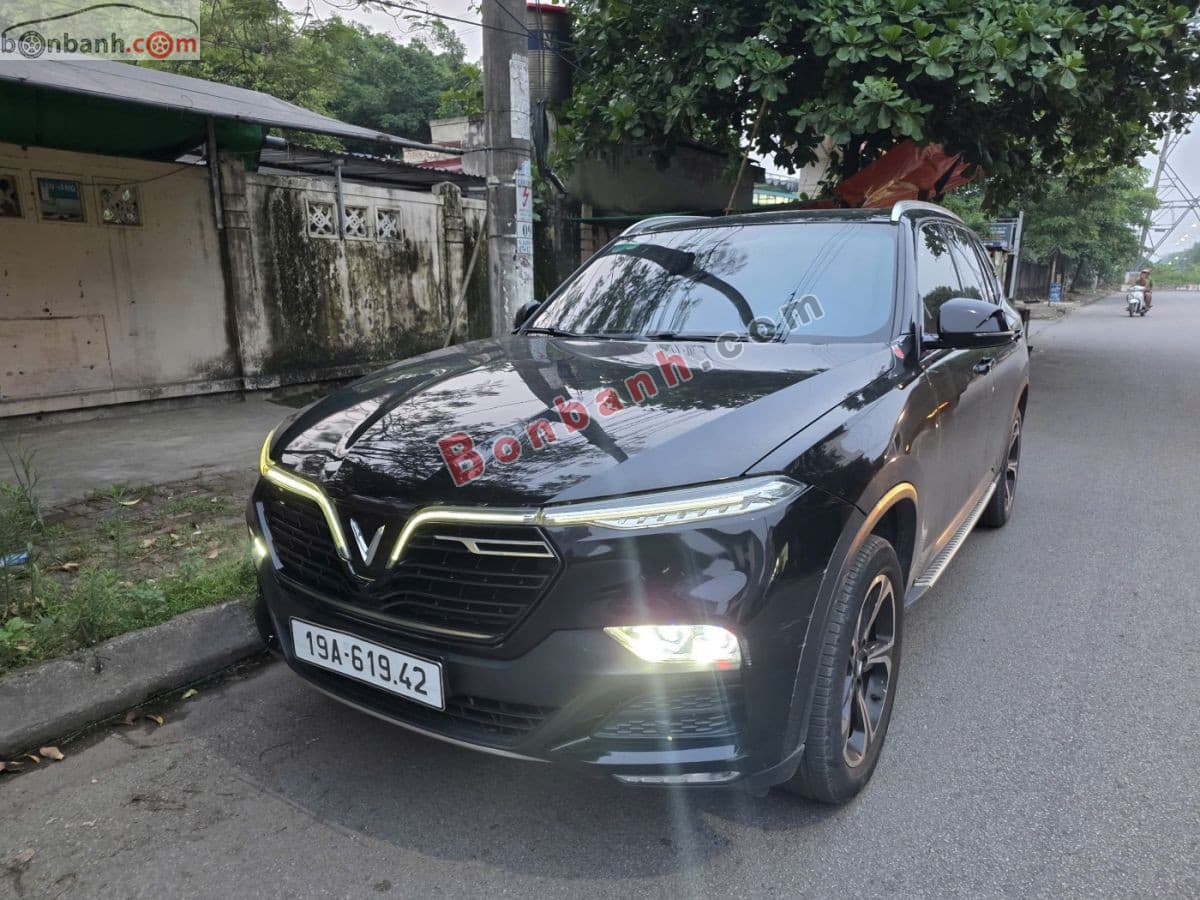 2019 VinFast Lux SA 2.0 Base 2.0 AT