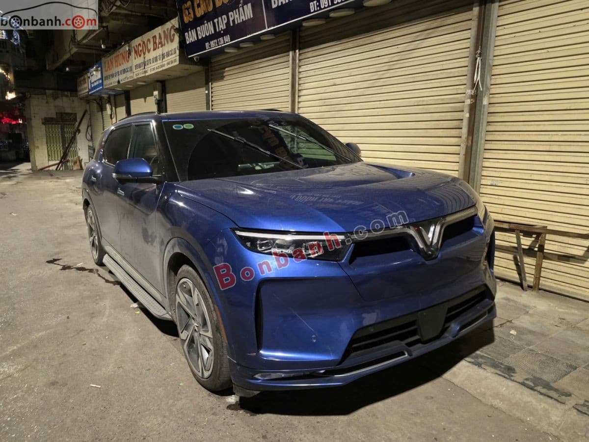2023 VinFast VF9 Plus 6S SDI