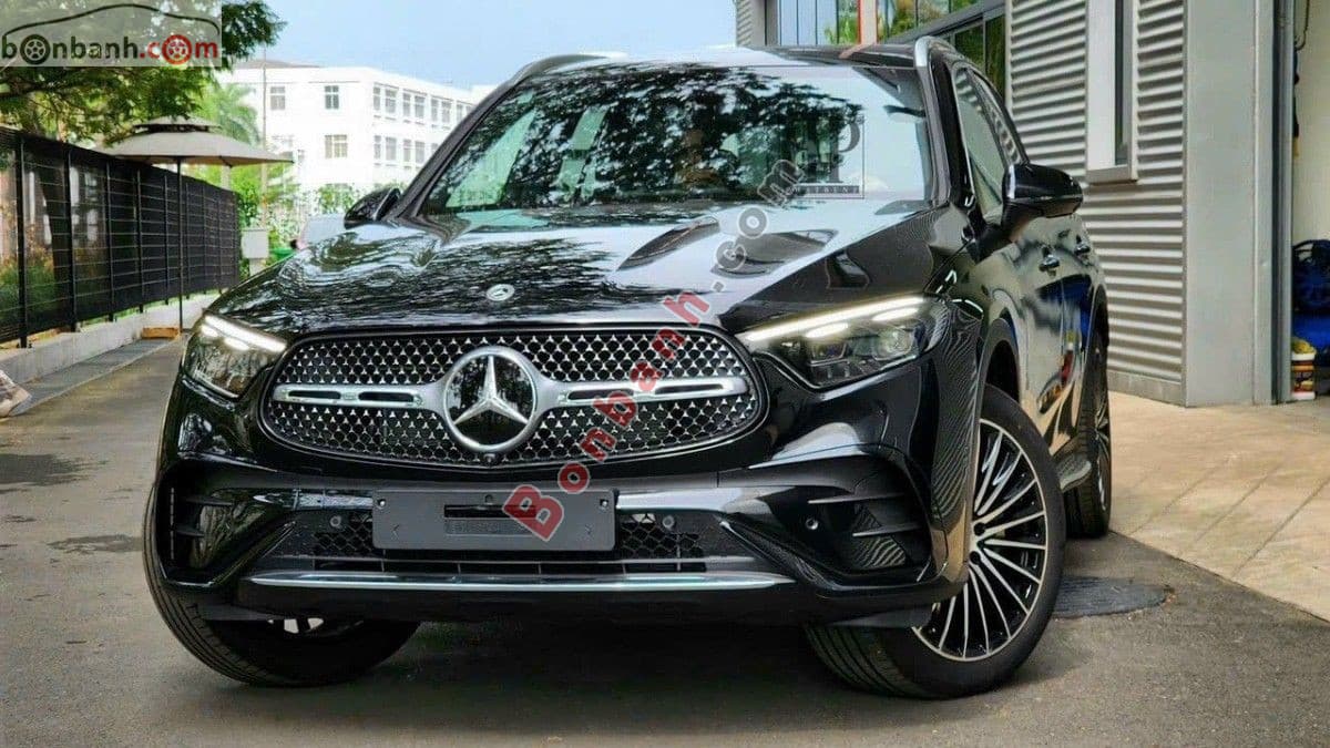 2026 Mercedes-Benz GLC 300 4Matic