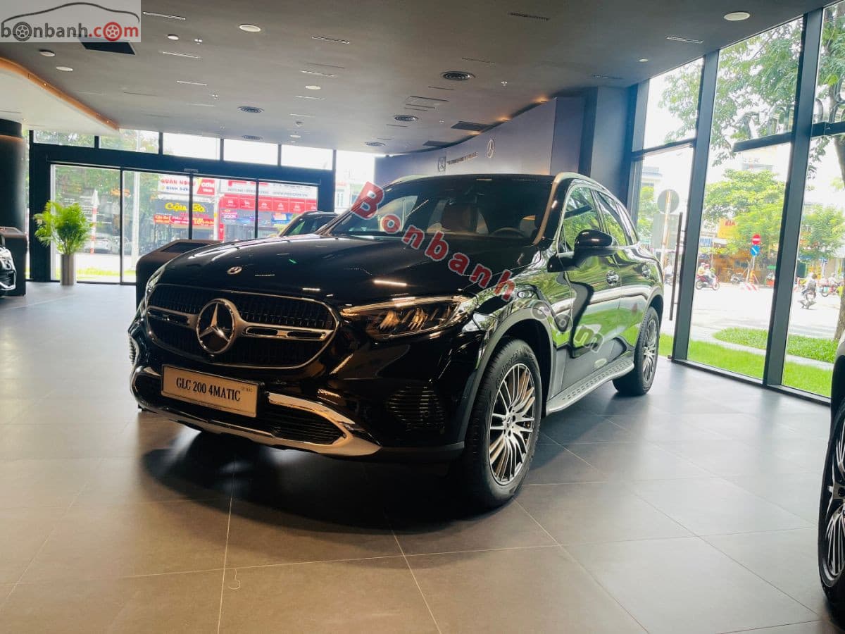 2026 Mercedes-Benz GLC 200 4Matic