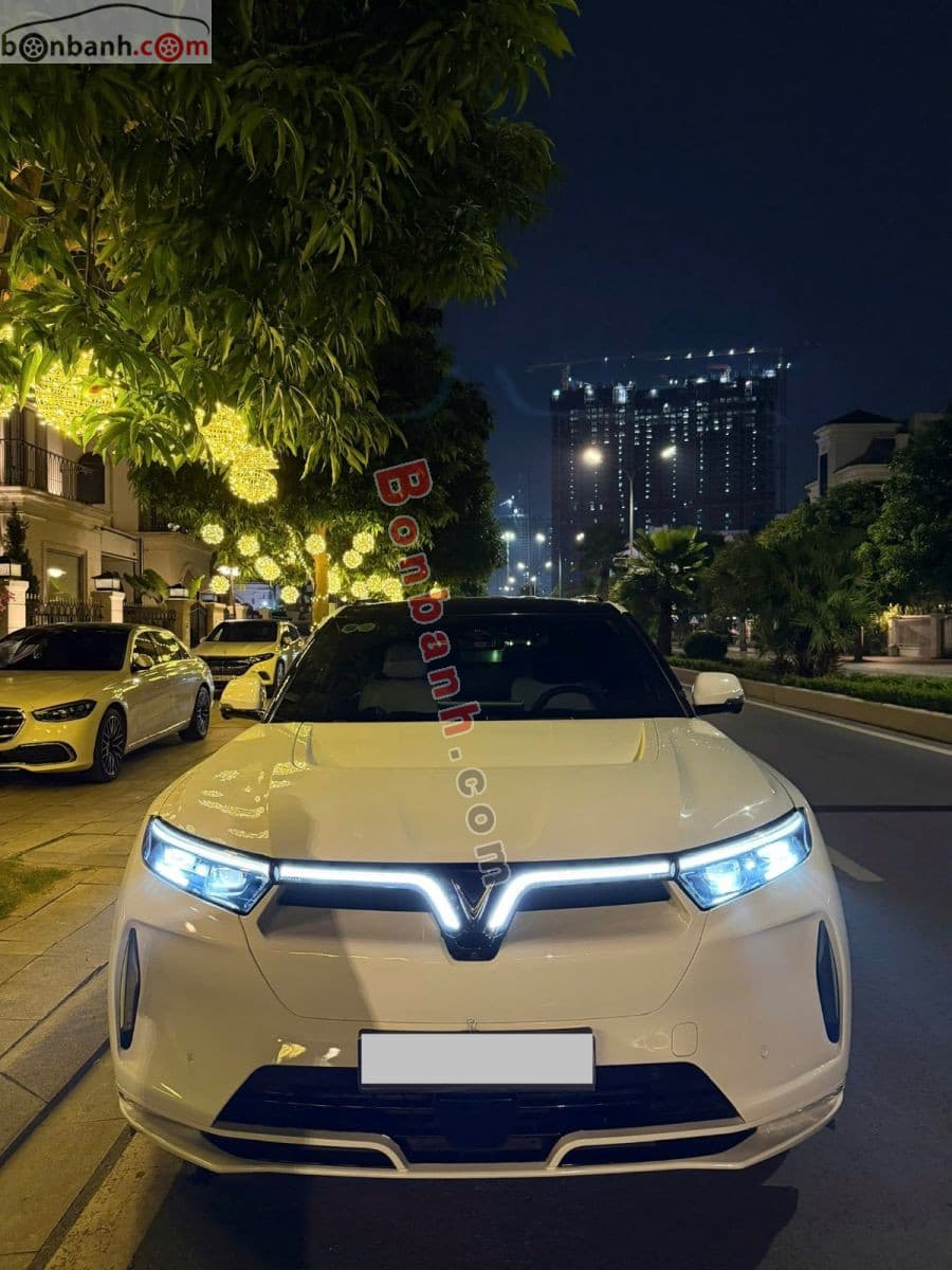 2023 VinFast VF9 Plus 6S SDI