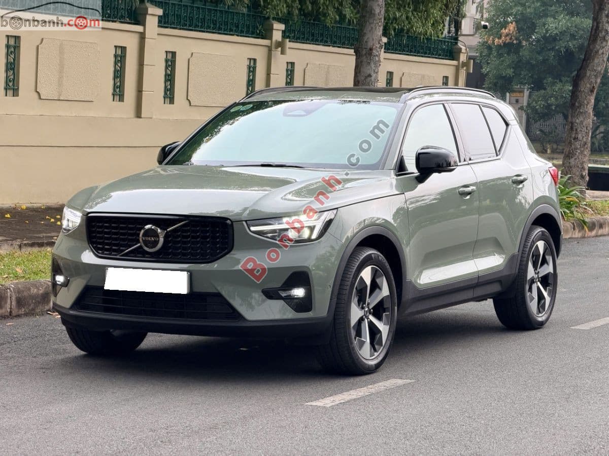 2025 Volvo XC40 Ultra B5 AWD