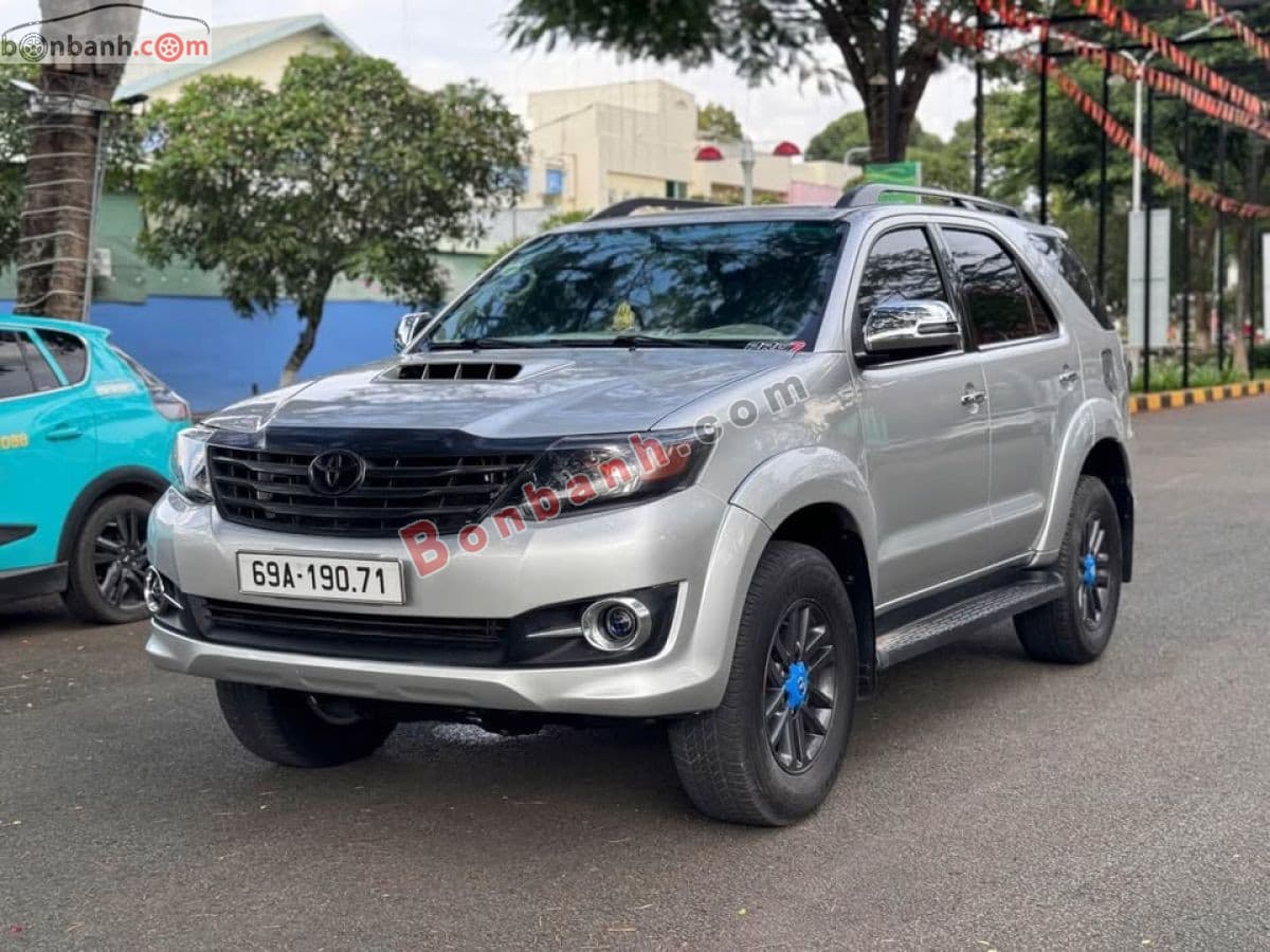 2016 Toyota Fortuner 2.5G