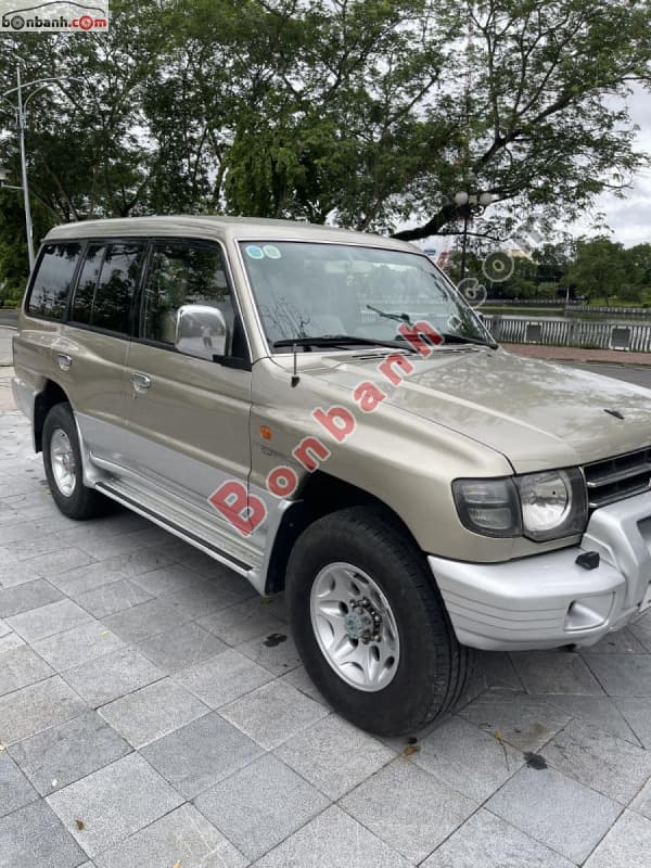 2004 Mitsubishi Pajero 3.5 - Image 1