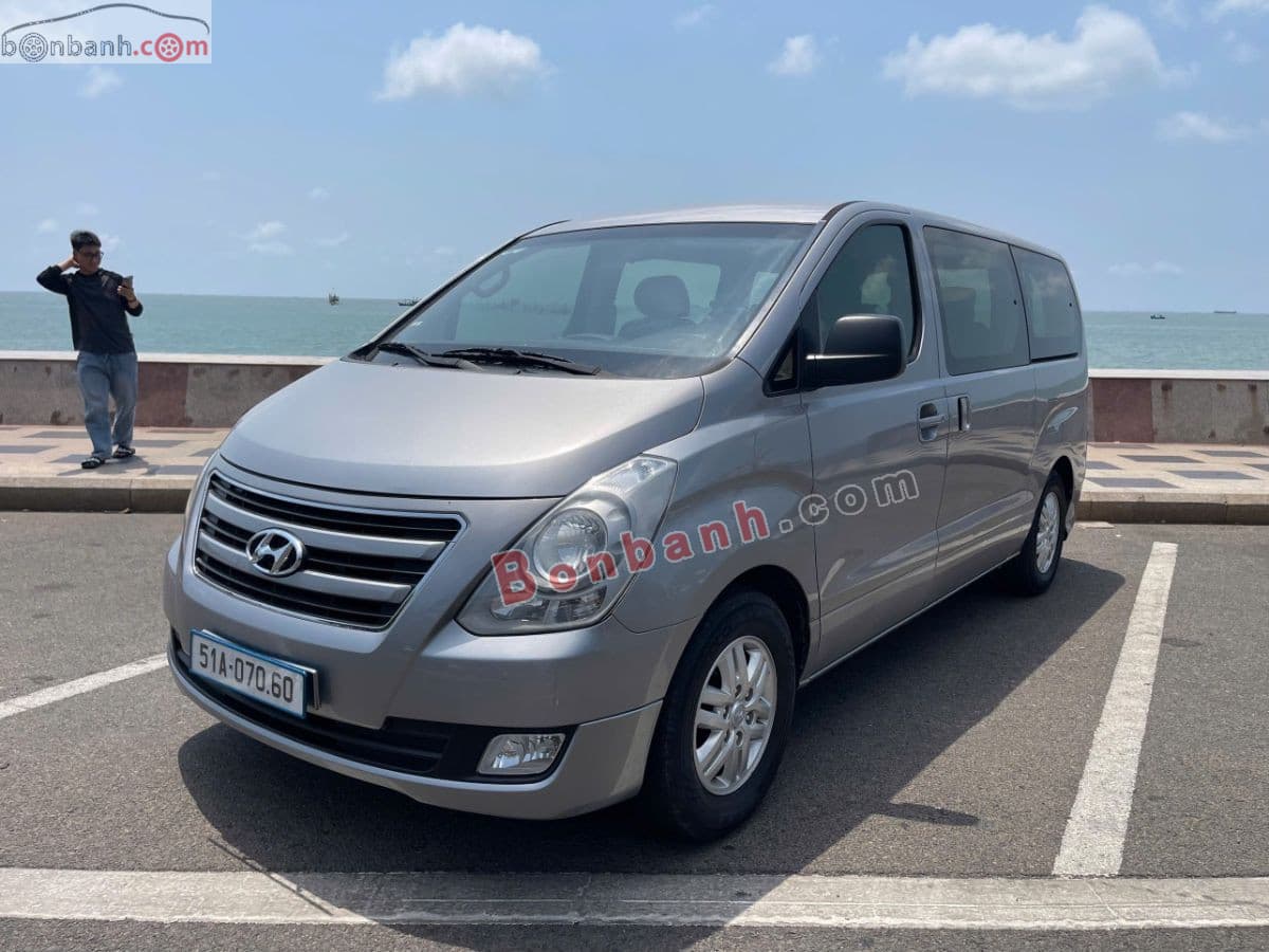 2017 Hyundai Grand Starex 2.5 MT