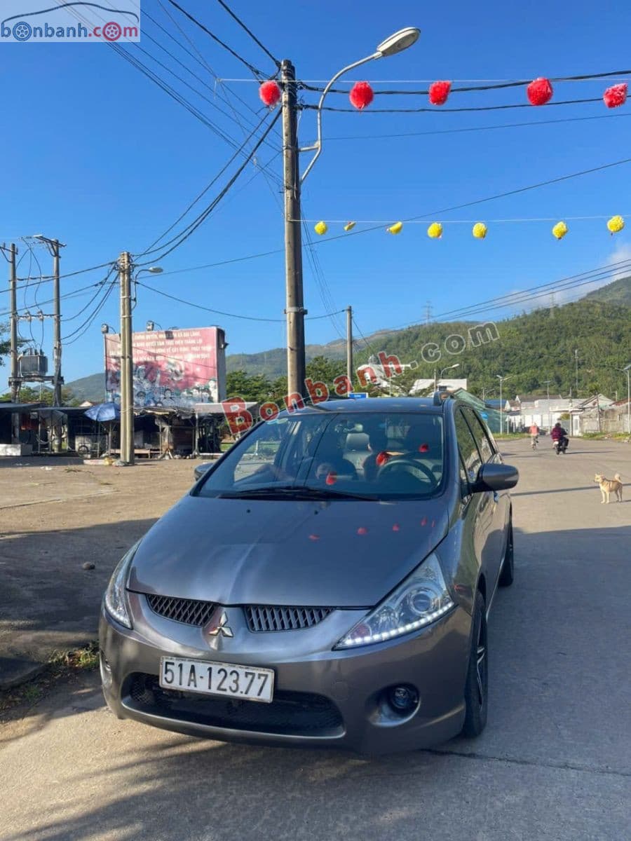 2005 Mitsubishi Grandis 2.4 AT