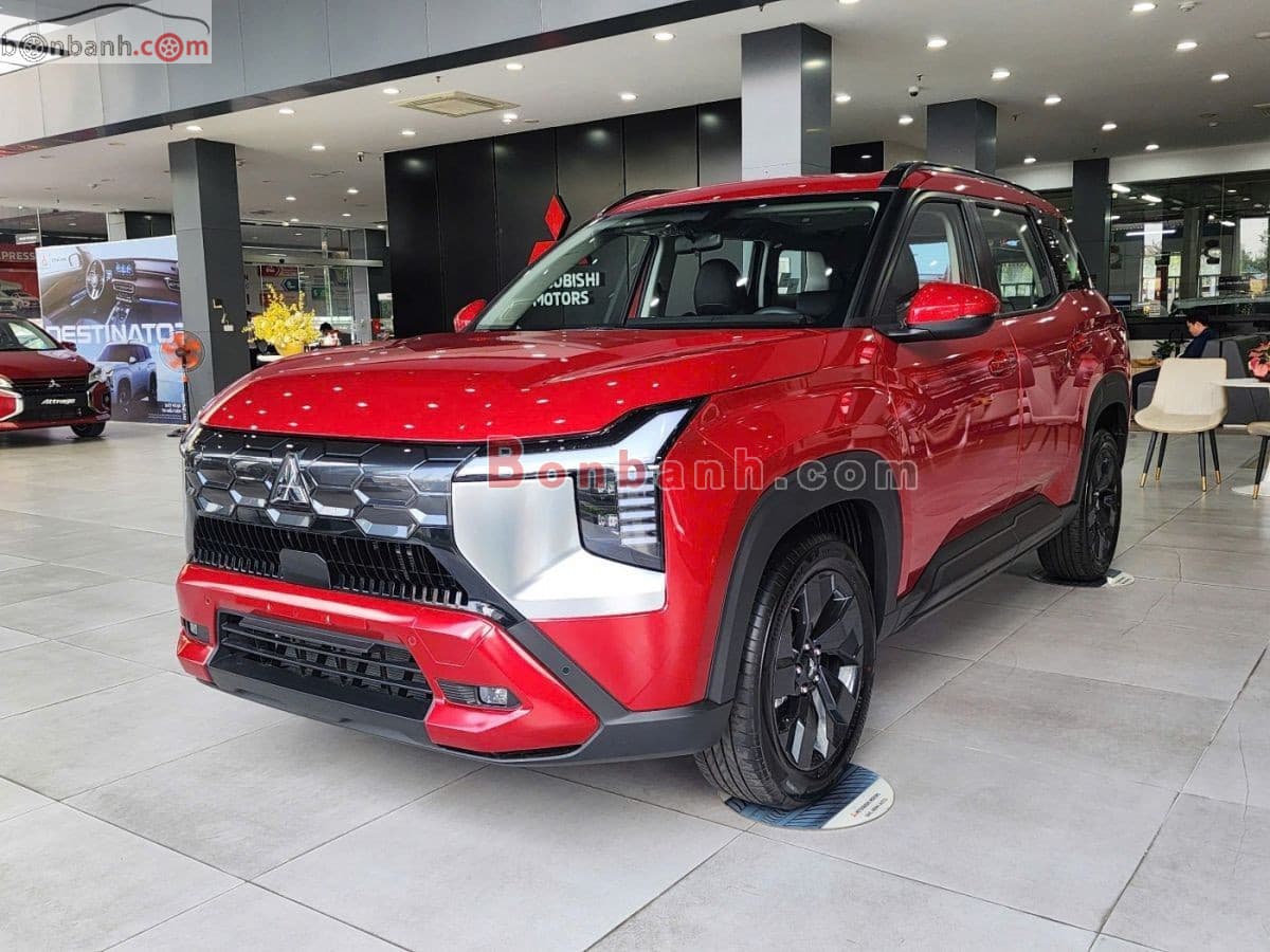 2026 Mitsubishi Destinator Premium