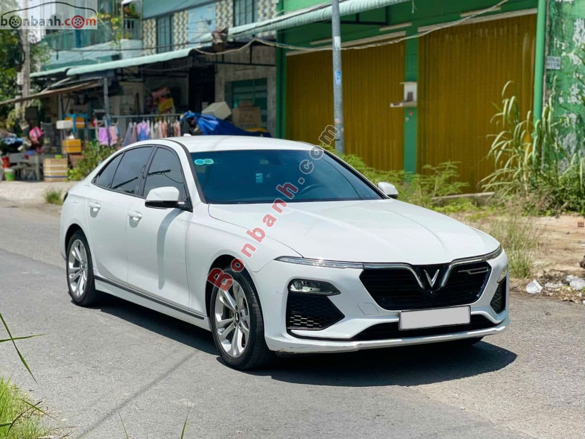 2022 VinFast Lux A 2.0 Tiêu chuẩn