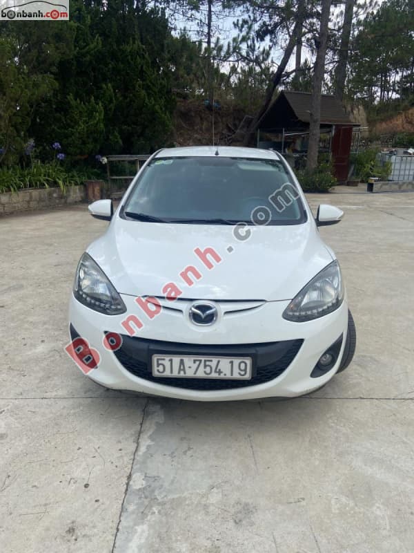 2014 Mazda 2 S