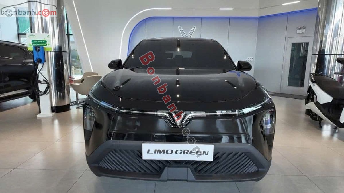 2026 VinFast Limo Green AT