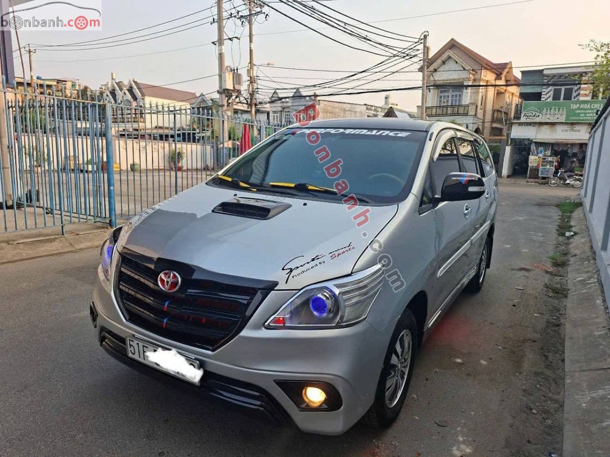 2015 Toyota Innova 2.0E