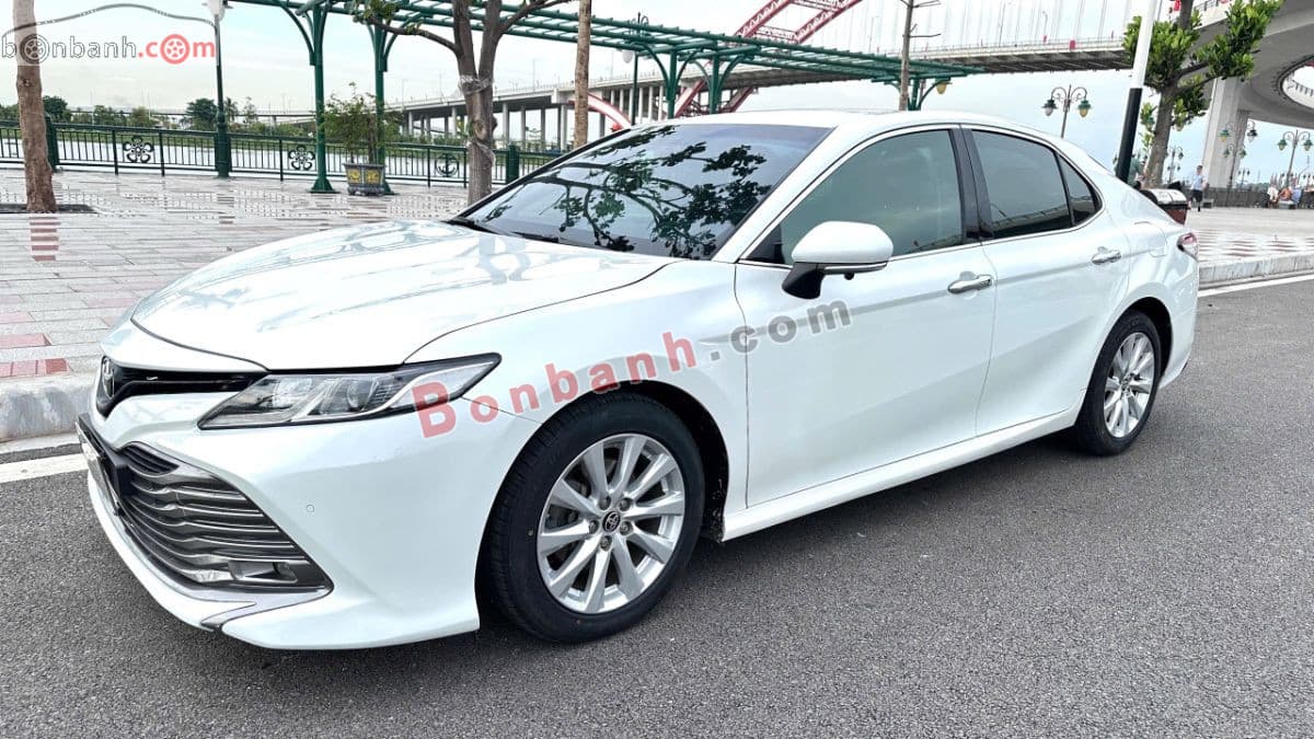 2021 Toyota Camry 2.0G