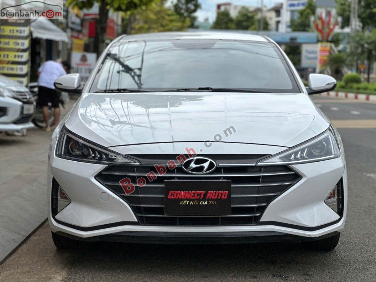 2020 Hyundai Elantra 1.6 MT