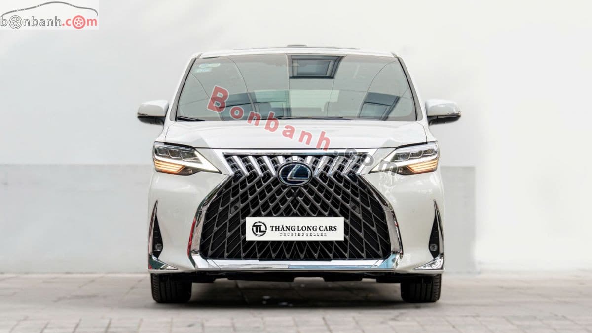 2020 Lexus LM 300h Royal Lounge