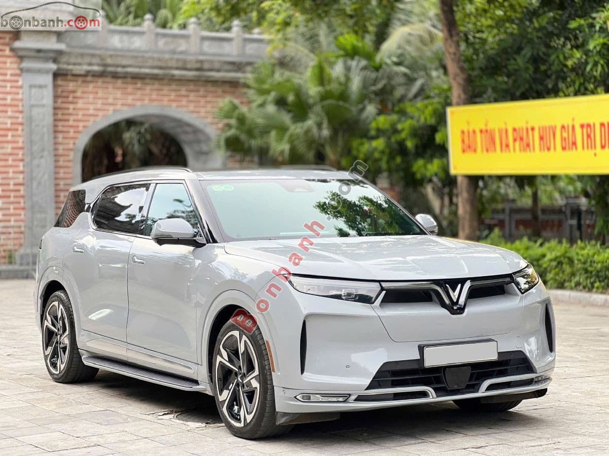 2025 VinFast VF9 Plus 6S - Image 1