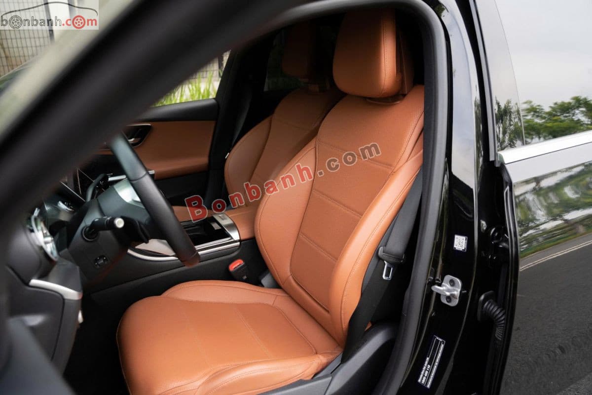 2023 Mercedes-Benz C class C200 Avantgarde - ảnh nhỏ 6