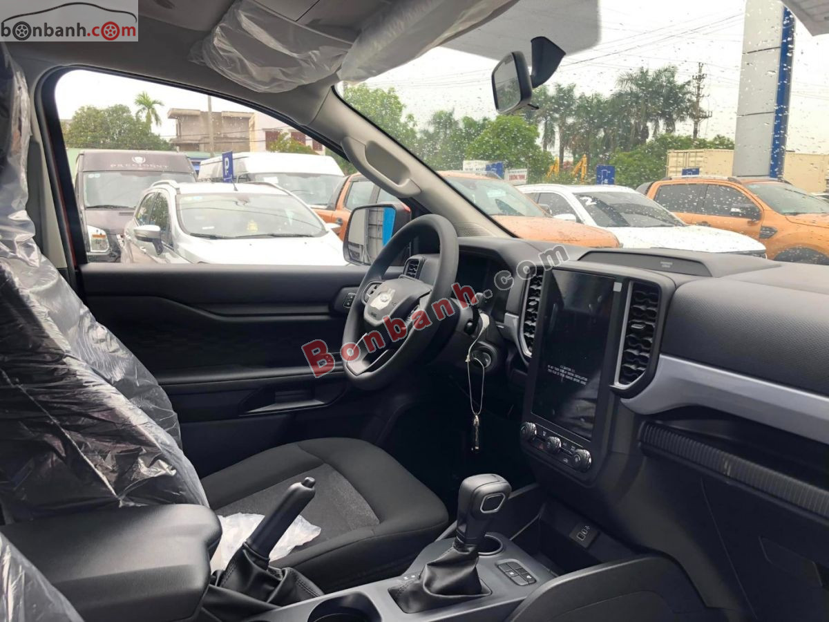 2026 Ford Ranger XLS 2.0L 4x2 AT - ảnh nhỏ 5