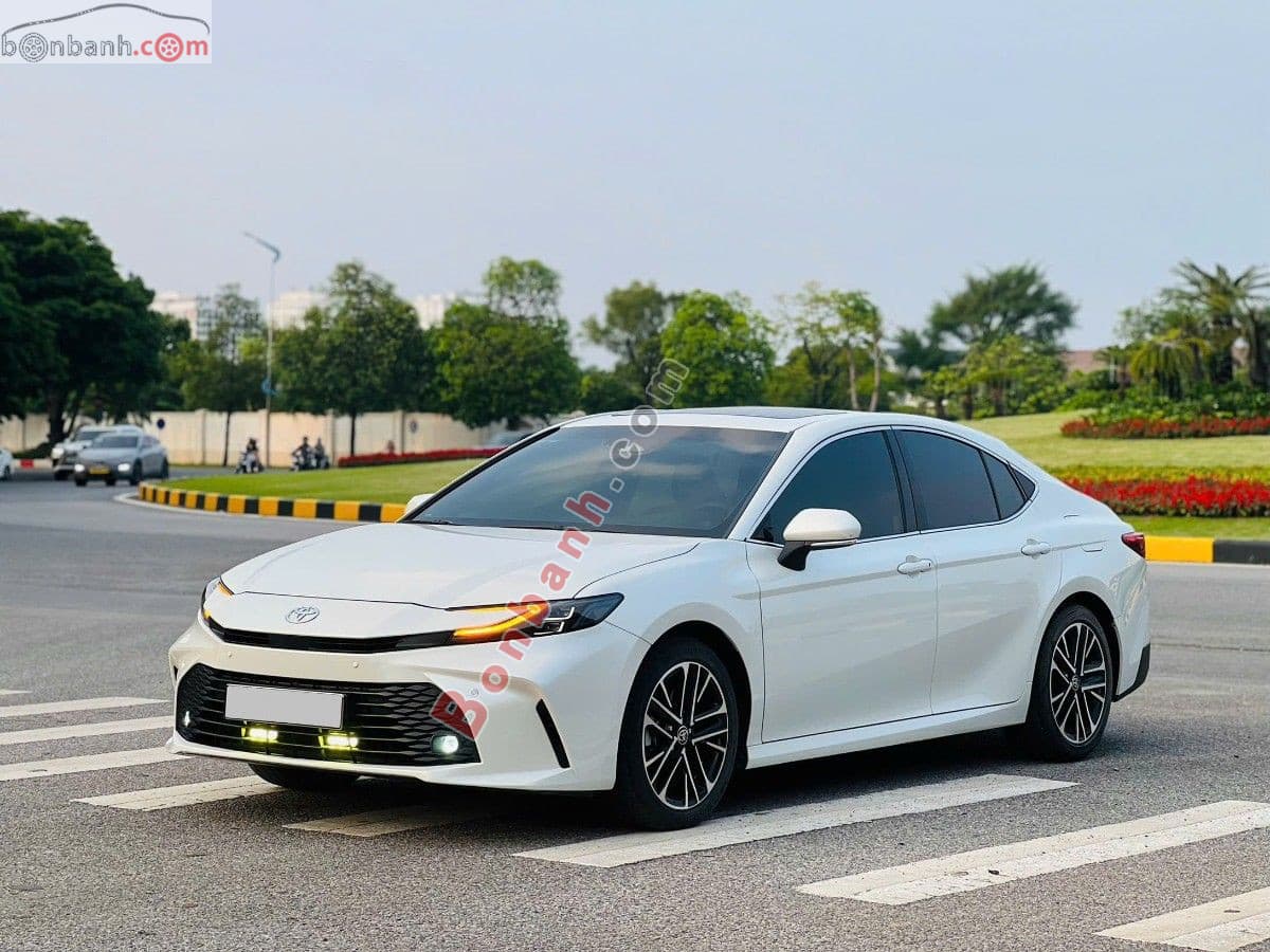 2025 Toyota Camry 2.0Q