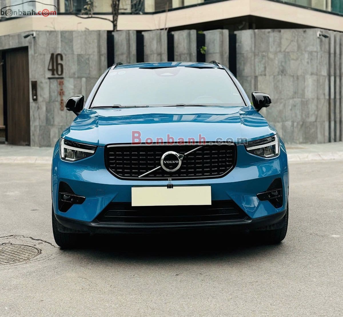 2023 Volvo XC40 Ultimate B5 AWD