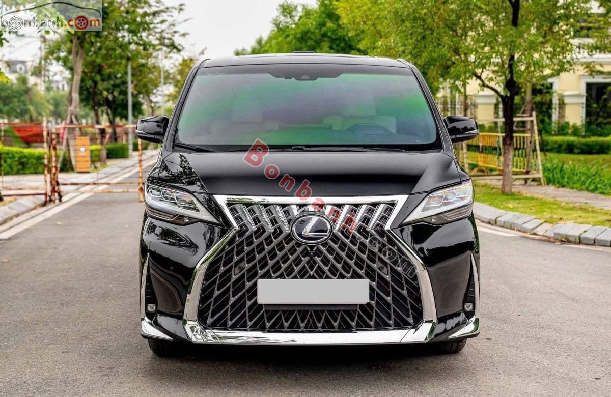 2021 Lexus LM 300h Royal Lounge