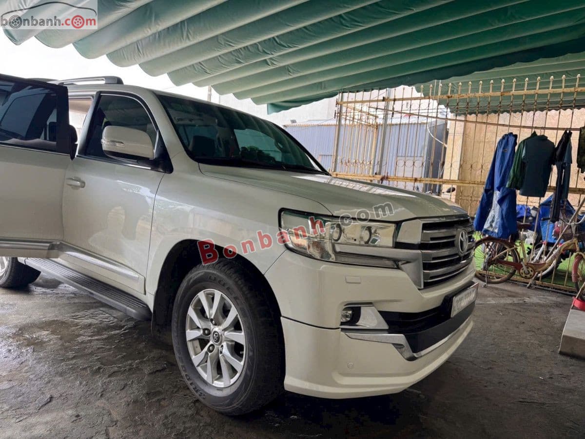 2020 Toyota Land Cruiser 4.6 V8