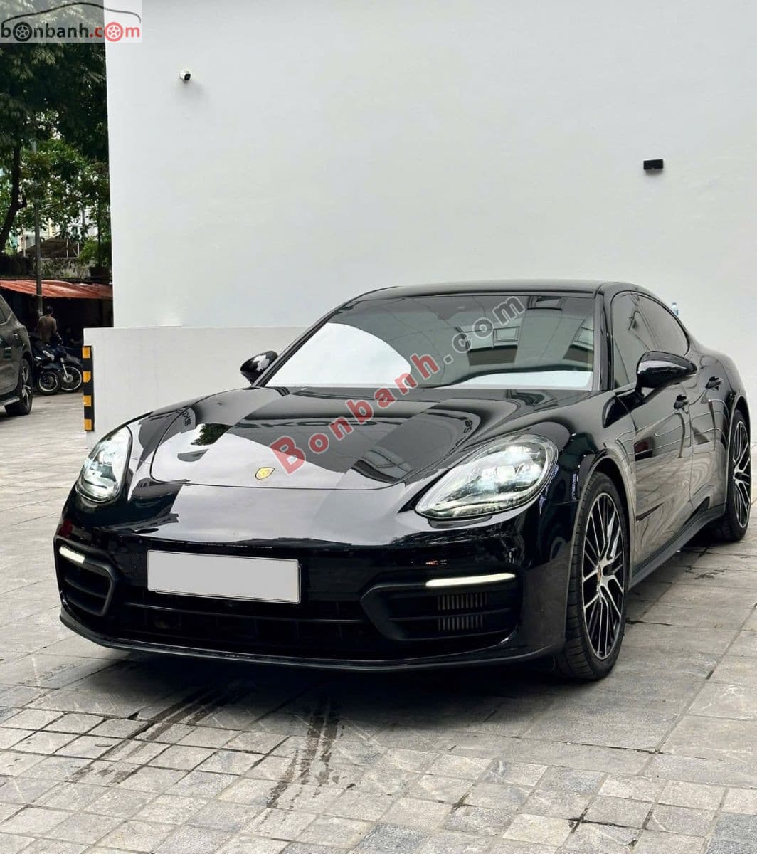 2023 Porsche Panamera Platinum Edition