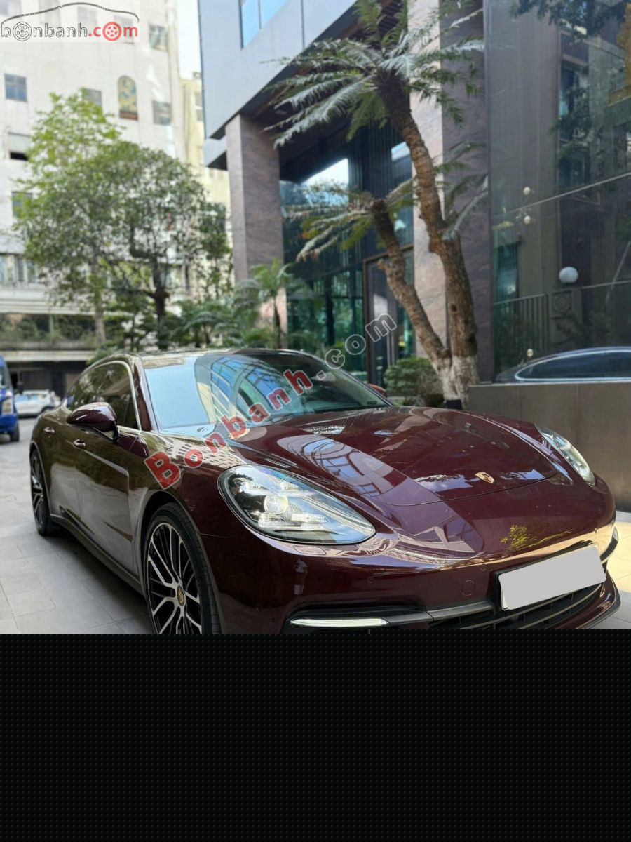 2018 Porsche Panamera 4 Executive