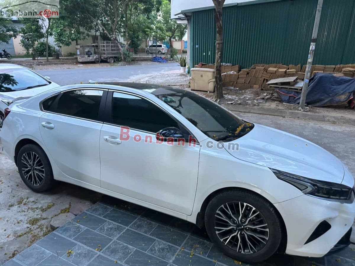 2022 Kia K3 Premium 1.6 AT