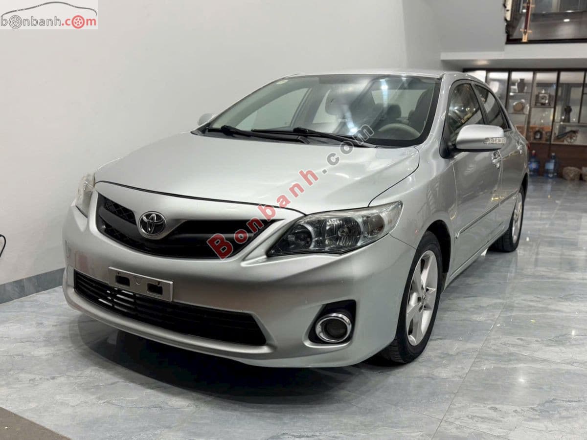 2012 Toyota Corolla altis 2.0V