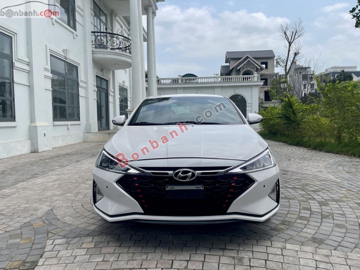 2020 Hyundai Elantra Sport 1.6 AT