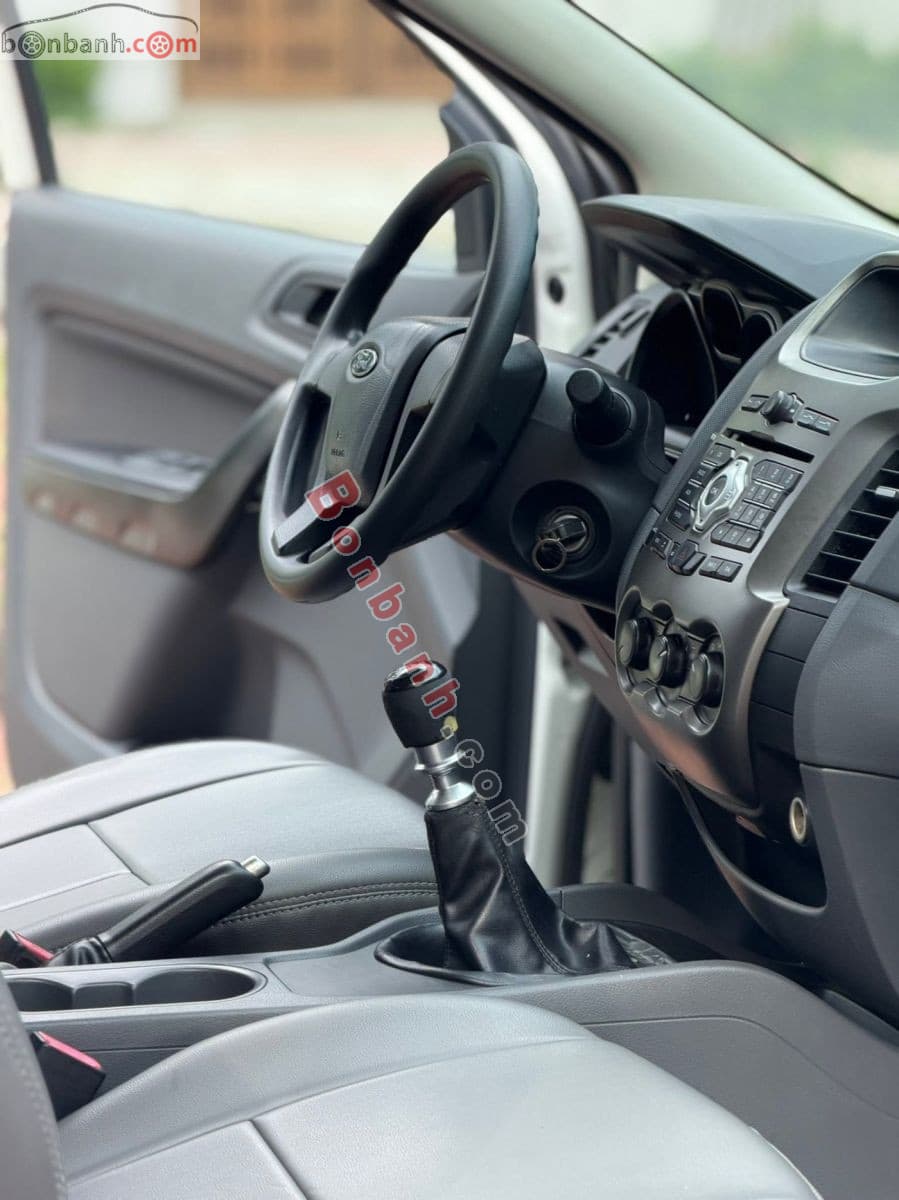 2015 Ford Ranger XLS 2.2L 4x2 MT - ảnh nhỏ 4