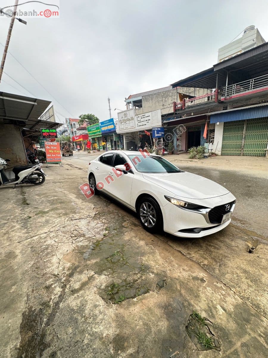 2022 Mazda 3 1.5L Deluxe