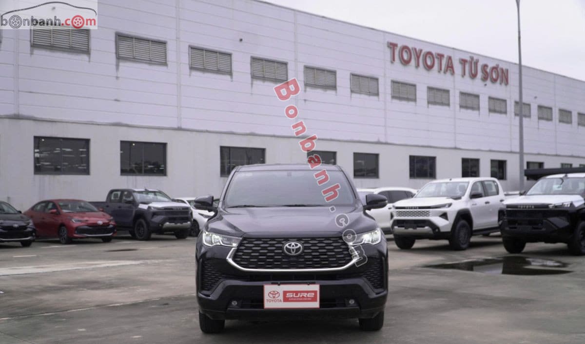 2025 Toyota Innova Cross 2.0V CVT