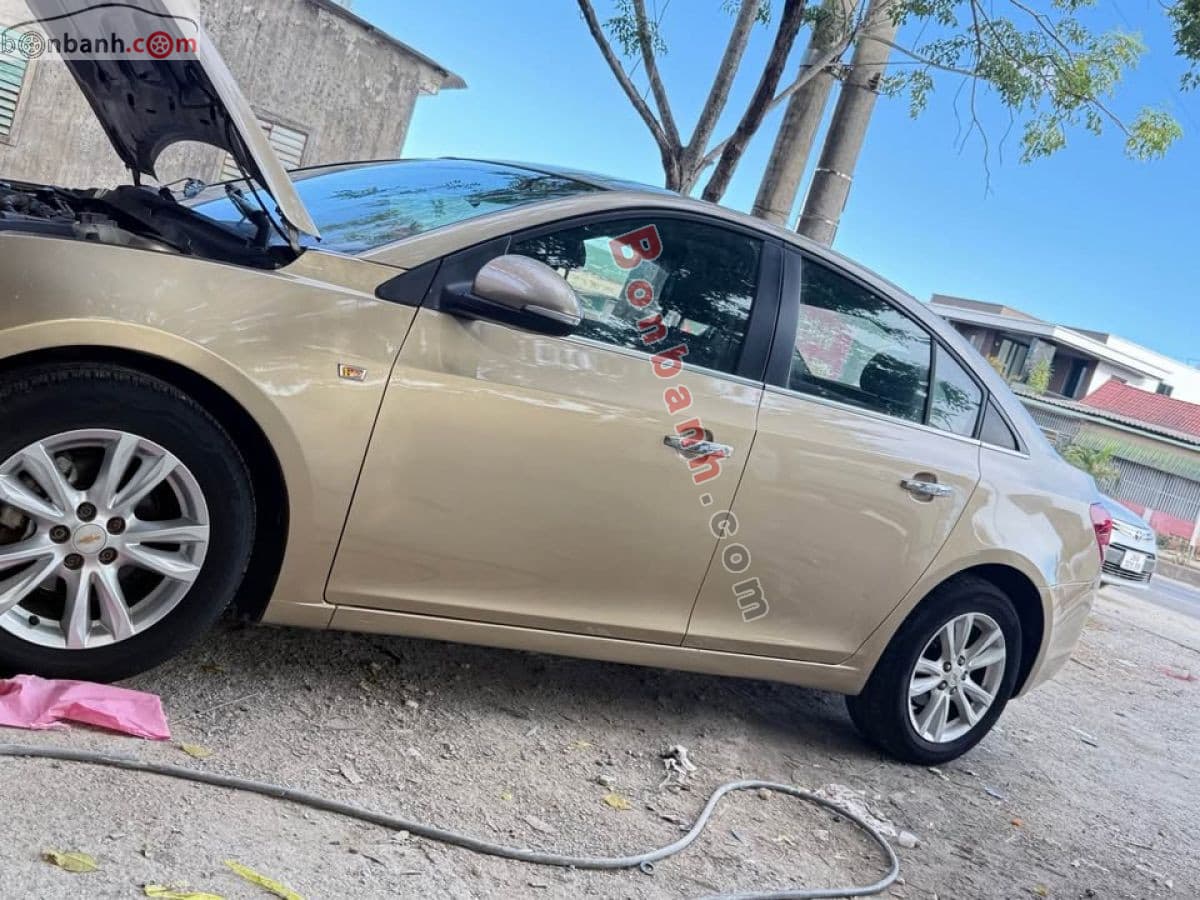 2015 Chevrolet Cruze LS 1.6 MT