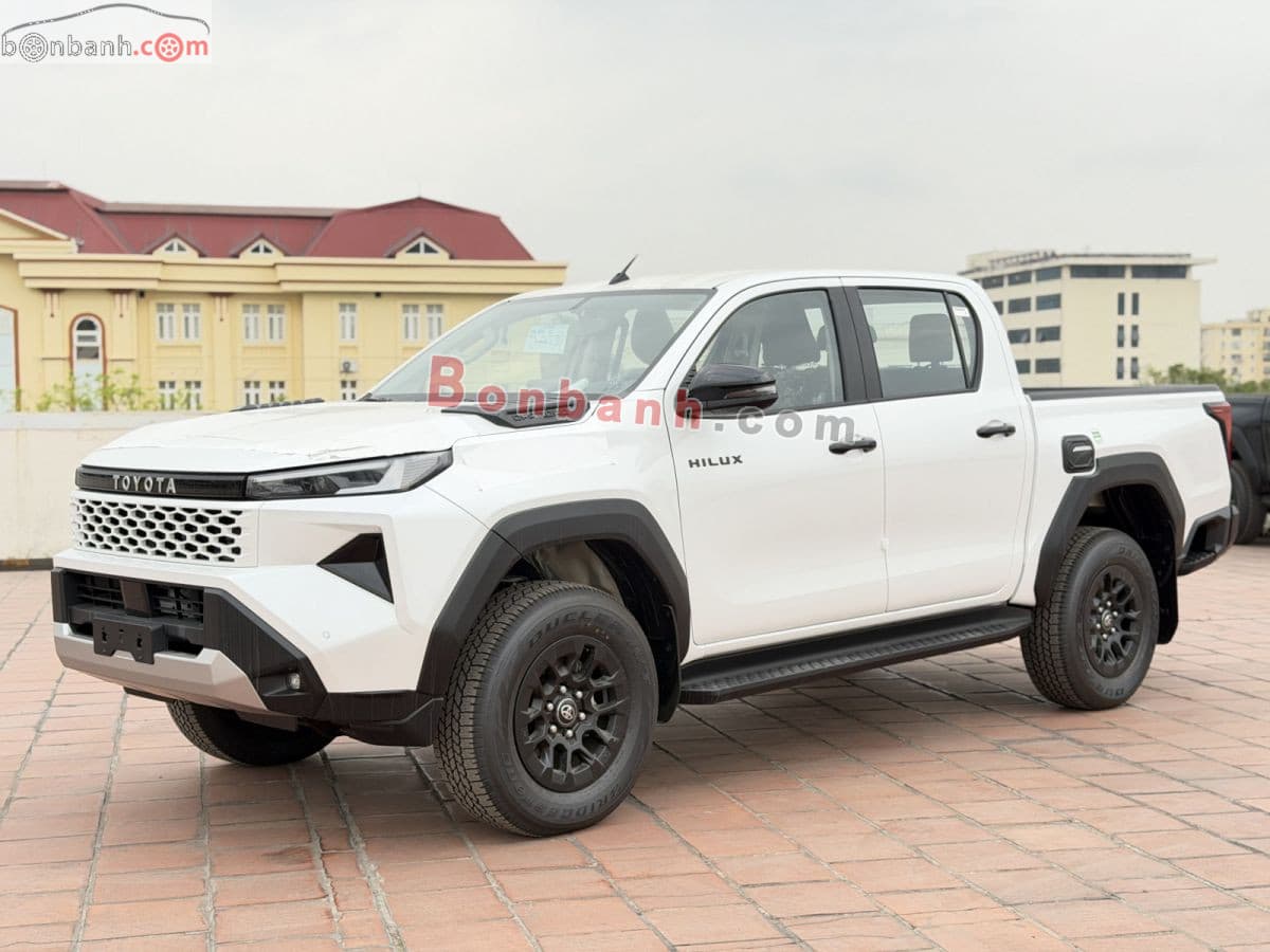 2026 Toyota Hilux Pro 2.8L 4x2 AT - Image 1