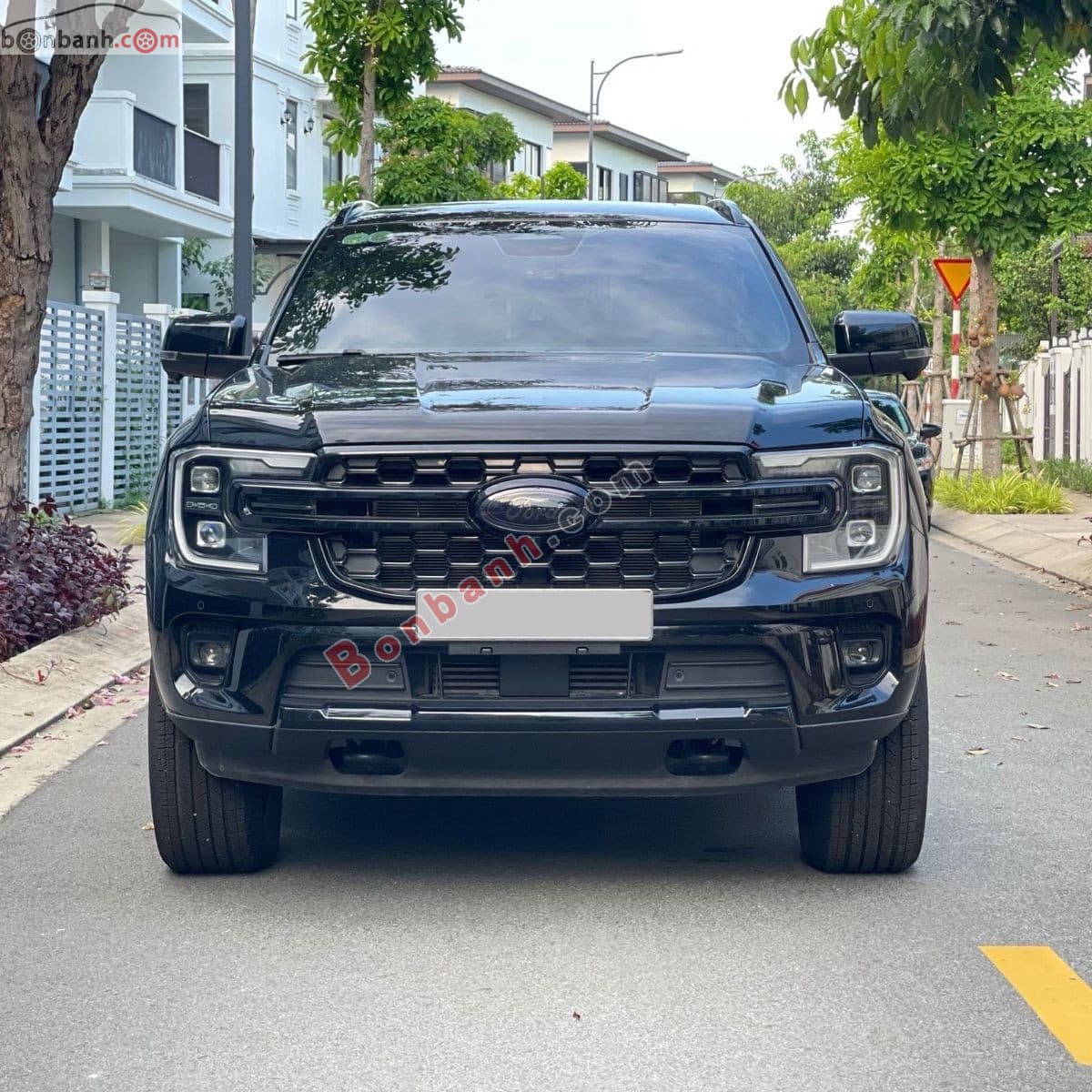 2025 Ford Everest Titanium Plus 2.0L 4x4 AT - ảnh nhỏ 2