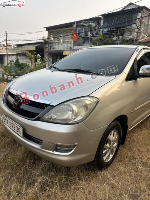 2006 Toyota Innova G