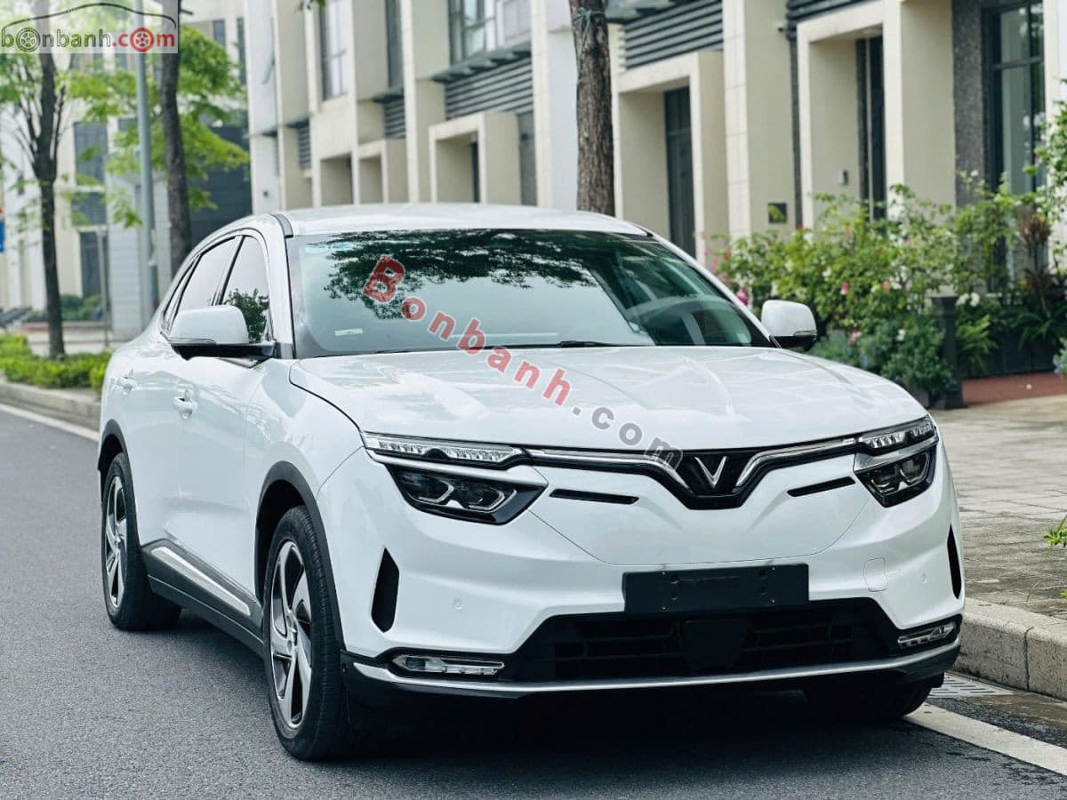 2023 VinFast VF8 Eco AWD