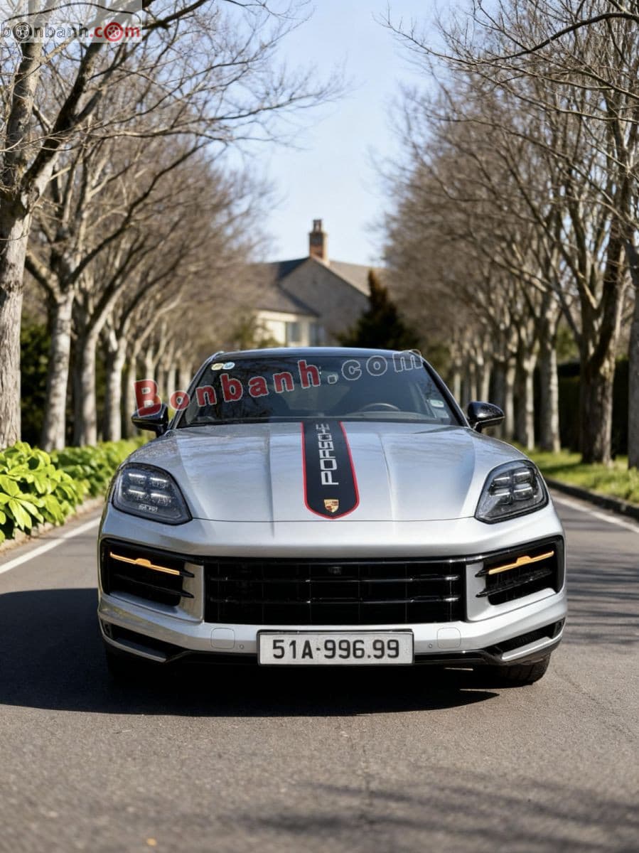 2024 Porsche Cayenne GTS Coupe