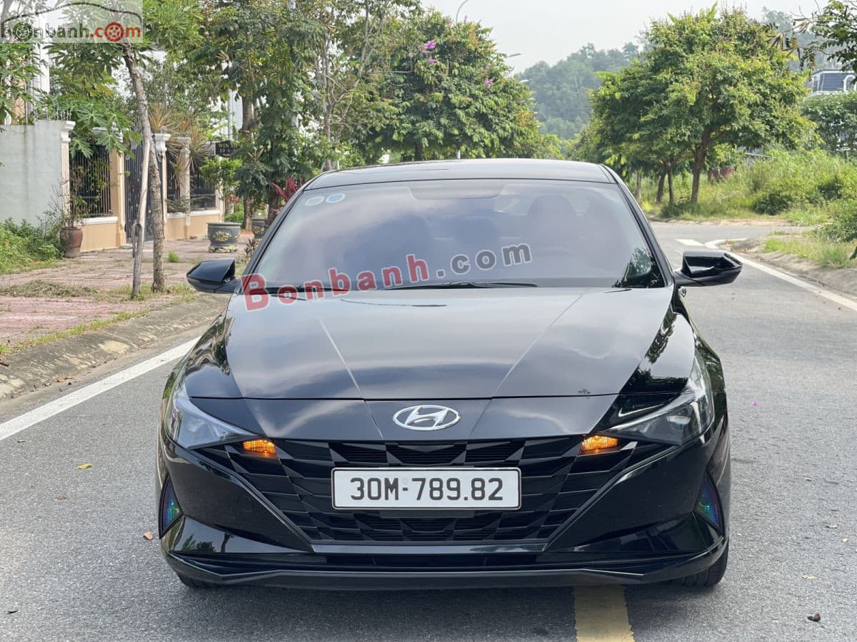 2022 Hyundai Elantra 1.6 AT Tiêu chuẩn